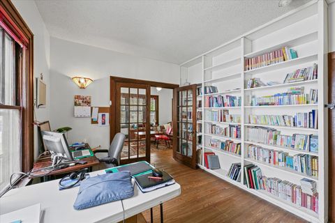 Tiny photo for 1203 S Race Street, Urbana, IL 61801 (MLS # 12479639)