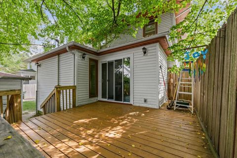 Tiny photo for 1203 S Race Street, Urbana, IL 61801 (MLS # 12479639)