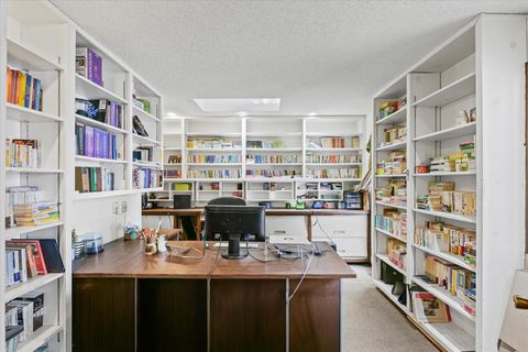 Tiny photo for 1203 S Race Street, Urbana, IL 61801 (MLS # 12479639)