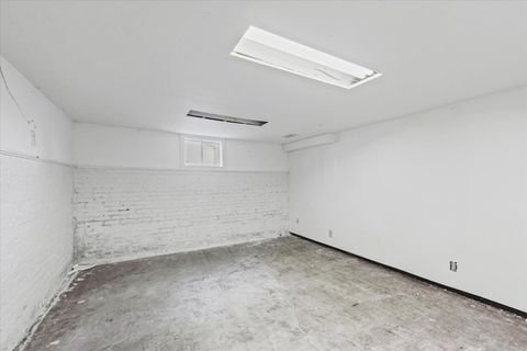 Tiny photo for 1203 S Race Street, Urbana, IL 61801 (MLS # 12479639)