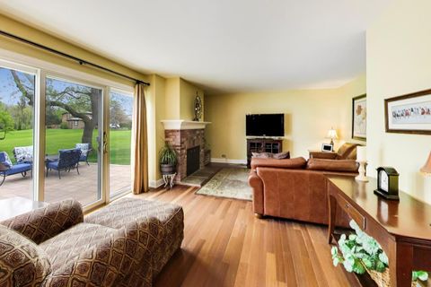 Tiny photo for 879 Saybrook Lane, Buffalo Grove, IL 60089 (MLS # 12642626)