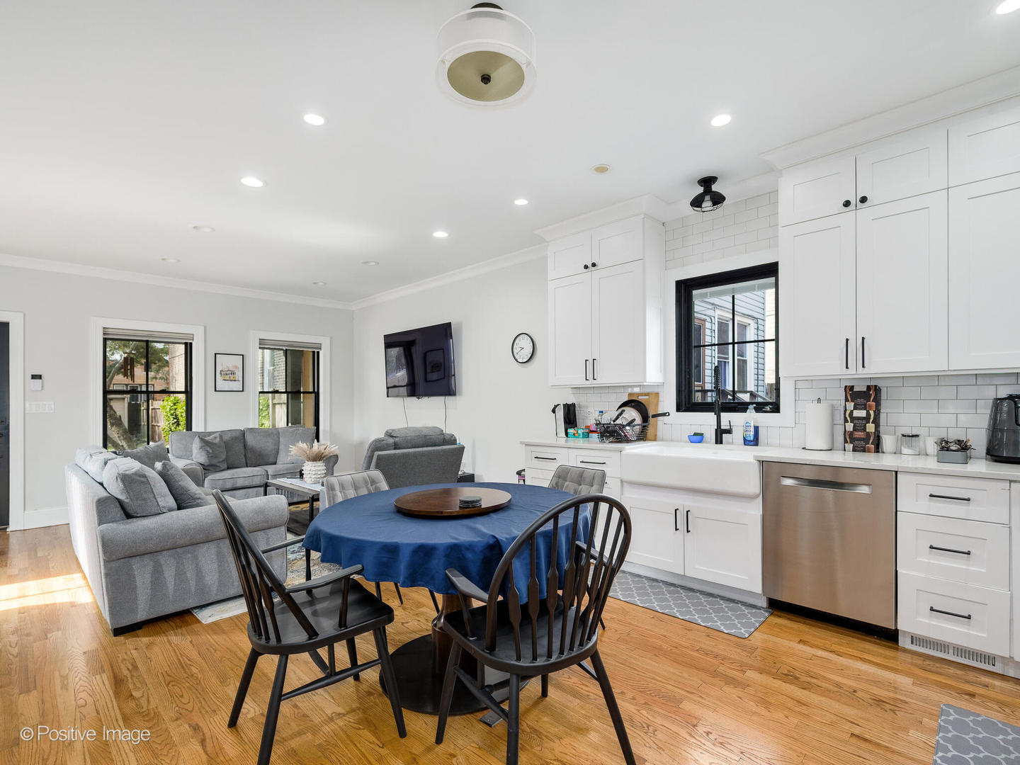 2118 W Huron Street