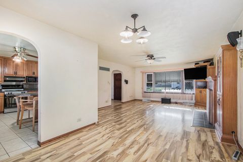 Tiny photo for 2444 187th Street, Lansing, IL 60438 (MLS # 12526287)