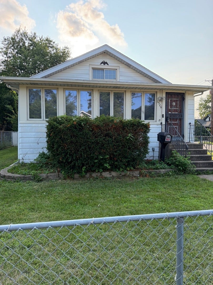 1526 Price Street