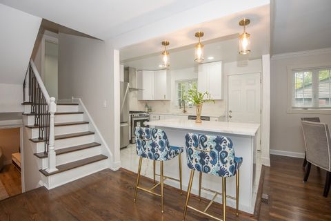 Tiny photo for 216 Flora Avenue, Glenview, IL 60025 (MLS # 12521602)