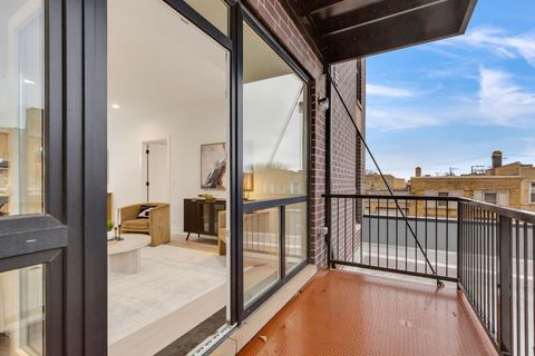 Tiny photo for 3204 N Kostner Avenue #506, Chicago, IL 60641 (MLS # 12490323)