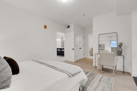 Tiny photo for 3204 N Kostner Avenue #506, Chicago, IL 60641 (MLS # 12490323)