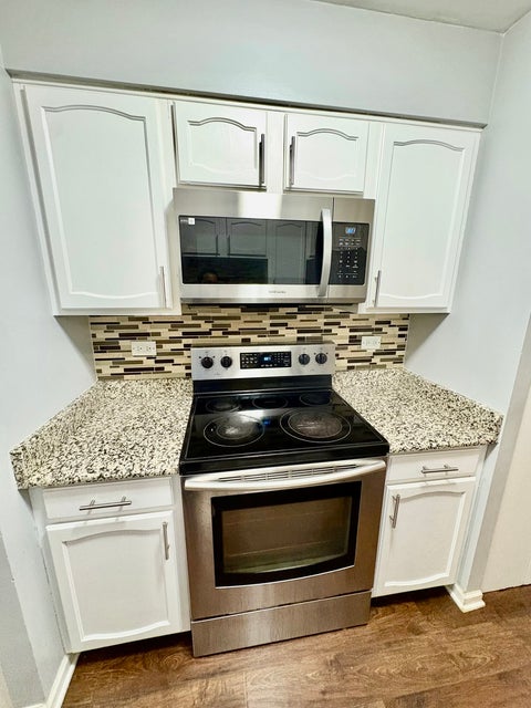 Tiny photo for 701 Forum Square #409, Glenview, IL 60025 (MLS # 12750308)