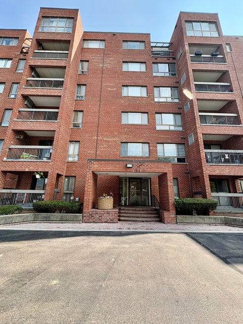 MLS: 12750308