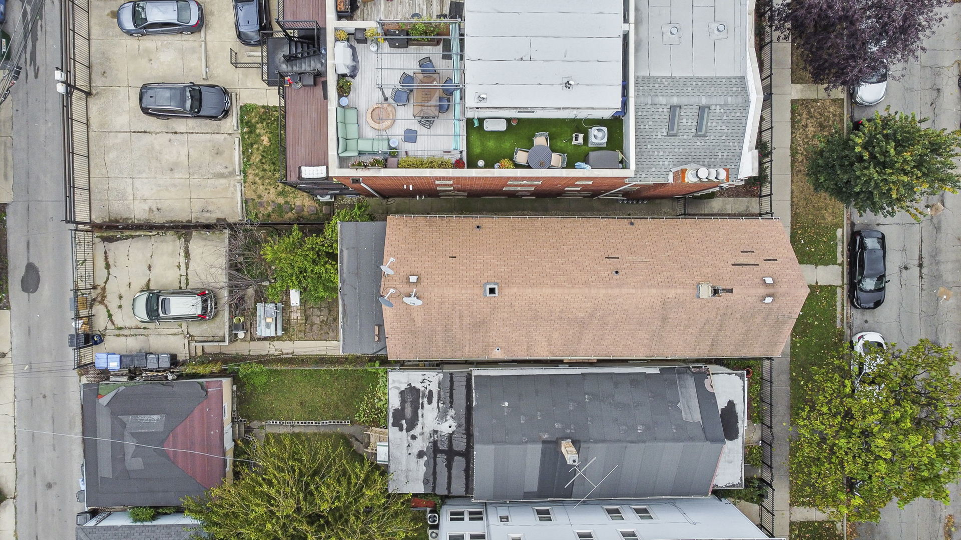 1619 N Artesian Avenue