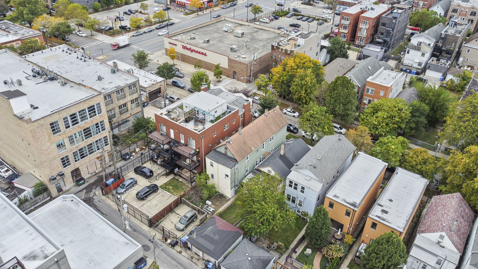 1619 N Artesian Avenue