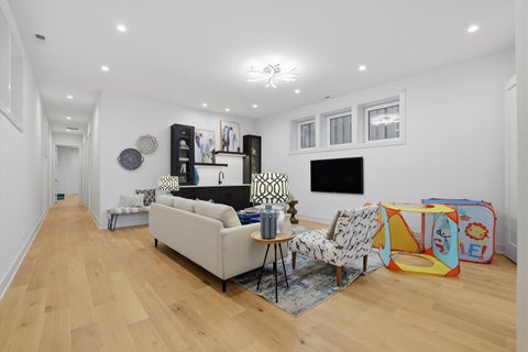 Tiny photo for 4442 N Greenview Avenue, Chicago, IL 60640 (MLS # 12685898)