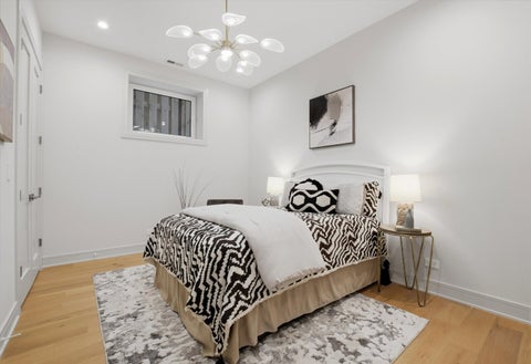 Tiny photo for 4442 N Greenview Avenue, Chicago, IL 60640 (MLS # 12685898)