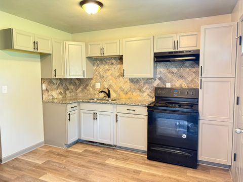 Tiny photo for 30 Gilbert Terrace, Machesney Park, IL 61115 (MLS # 12445657)