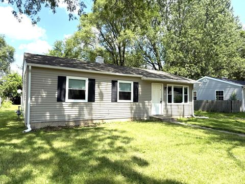 Tiny photo for 30 Gilbert Terrace, Machesney Park, IL 61115 (MLS # 12445657)