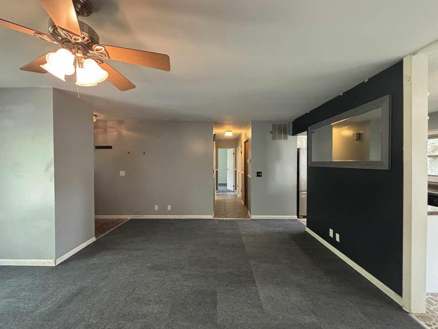 85 Circle Drive E