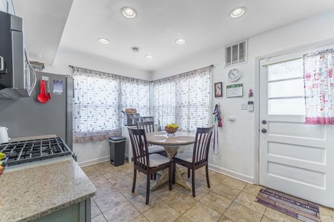 Tiny photo for 745 Manchester Avenue, Westchester, IL 60154 (MLS # 12610486)