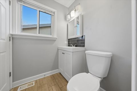 Tiny photo for 1081 Hunter Street, Lombard, IL 60148 (MLS # 12513567)