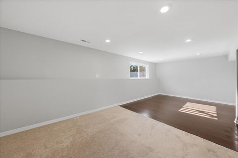 Tiny photo for 1081 Hunter Street, Lombard, IL 60148 (MLS # 12513567)