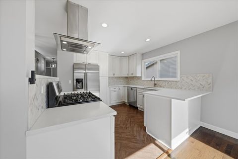 Tiny photo for 1081 Hunter Street, Lombard, IL 60148 (MLS # 12513567)