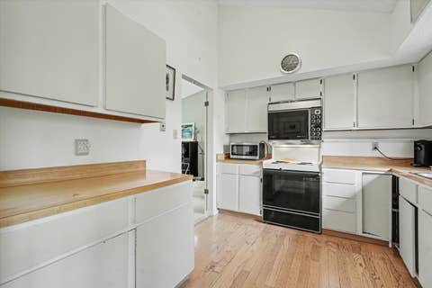 Tiny photo for 22 Fields East #0, Champaign, IL 61822 (MLS # 12633732)