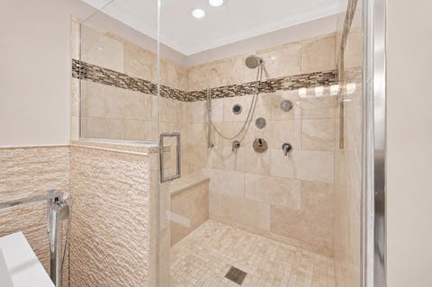 Tiny photo for 203 N 4th Avenue, St. Charles, IL 60174 (MLS # 12718623)