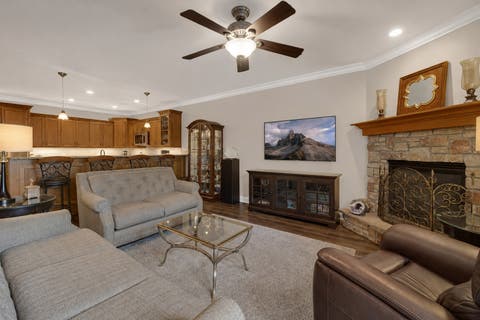 Tiny photo for 203 N 4th Avenue, St. Charles, IL 60174 (MLS # 12718623)
