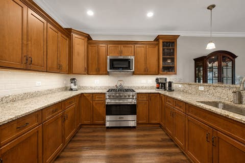 Tiny photo for 203 N 4th Avenue, St. Charles, IL 60174 (MLS # 12718623)