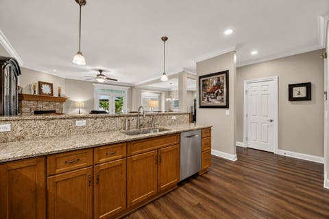 Tiny photo for 203 N 4th Avenue, St. Charles, IL 60174 (MLS # 12718623)