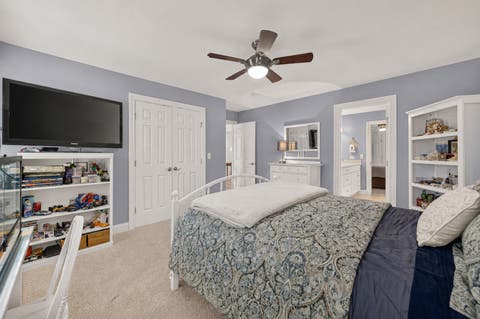 Tiny photo for 203 N 4th Avenue, St. Charles, IL 60174 (MLS # 12718623)