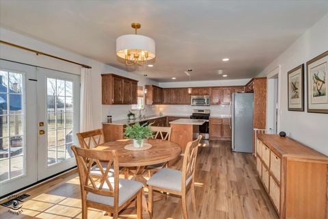 Tiny photo for 24518 Shawnee Lane, Manhattan, IL 60442 (MLS # 12582202)