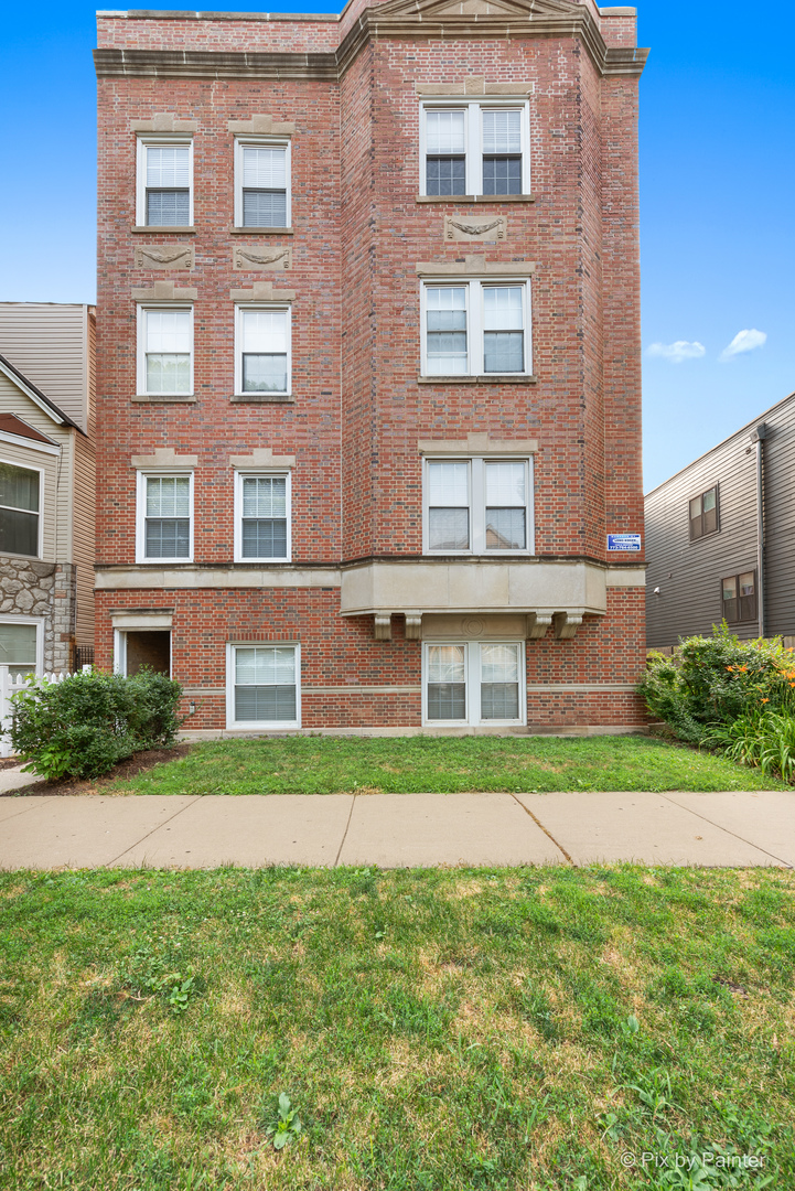 4321 N Drake Avenue 3W