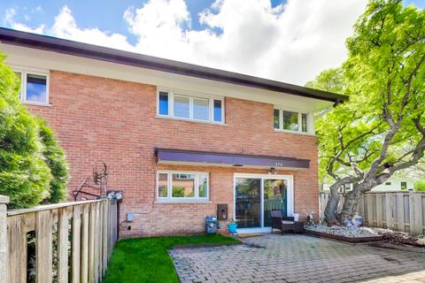 Tiny photo for 276 Crestwood Village, Northfield, IL 60093 (MLS # 12620484)