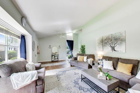 Tiny photo for 276 Crestwood Village, Northfield, IL 60093 (MLS # 12620484)
