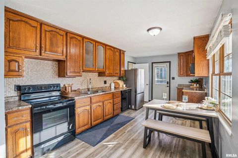 Tiny photo for 3524 W GARFIELD Street, Davenport, IA 52804 (MLS # QC4269371)