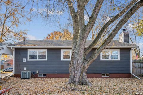 Tiny photo for 3524 W GARFIELD Street, Davenport, IA 52804 (MLS # QC4269371)
