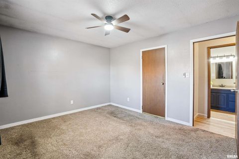 Tiny photo for 3524 W GARFIELD Street, Davenport, IA 52804 (MLS # QC4269371)