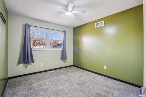 Tiny photo for 3524 W GARFIELD Street, Davenport, IA 52804 (MLS # QC4269371)