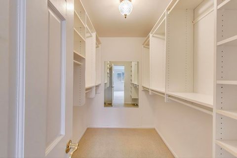 Tiny photo for 140 Franklin Place E #207, Lake Forest, IL 60045 (MLS # 12518485)