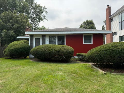 Photo of 137 Chicago Avenue, Clarendon Hills, IL 60514 (MLS # 12730924)