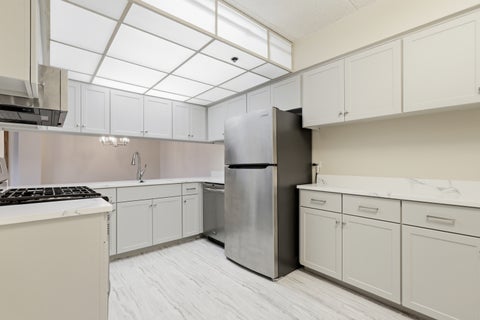 Tiny photo for 10420 Circle Drive #24B, Oak Lawn, IL 60453 (MLS # 12763762)