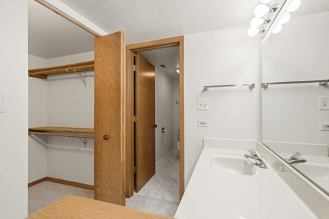 Tiny photo for 10420 Circle Drive #24B, Oak Lawn, IL 60453 (MLS # 12763762)