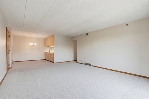 Tiny photo for 10420 Circle Drive #24B, Oak Lawn, IL 60453 (MLS # 12763762)