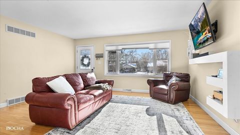 Tiny photo for 116 Tilton Park Drive, DeKalb, IL 60115 (MLS # 12533654)