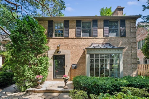 Photo of 1037 Oak Street, Winnetka, IL 60093 (MLS # 12678232)