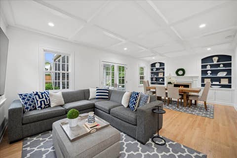 Tiny photo for 1037 Oak Street, Winnetka, IL 60093 (MLS # 12678232)