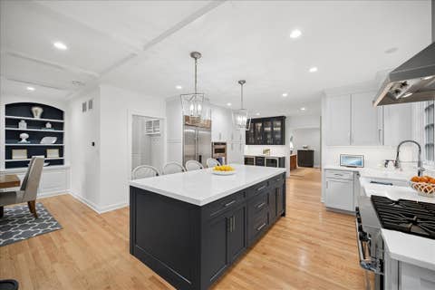 Tiny photo for 1037 Oak Street, Winnetka, IL 60093 (MLS # 12678232)