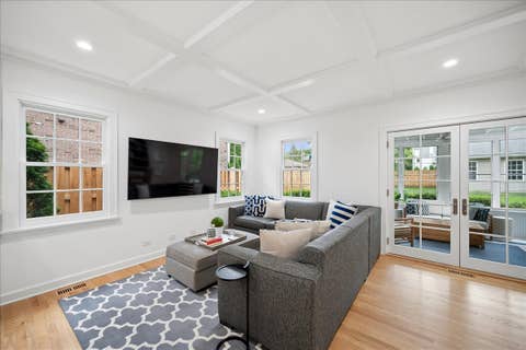 Tiny photo for 1037 Oak Street, Winnetka, IL 60093 (MLS # 12678232)