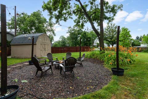 Tiny photo for 600 Sherman Street, Downers Grove, IL 60515 (MLS # 12703405)