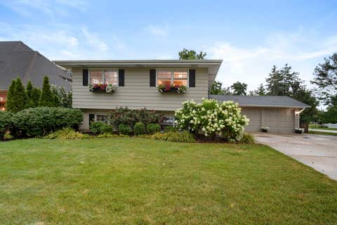 Tiny photo for 600 Sherman Street, Downers Grove, IL 60515 (MLS # 12703405)